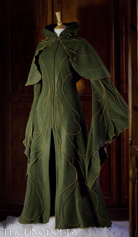 Capulet robe needlework witch